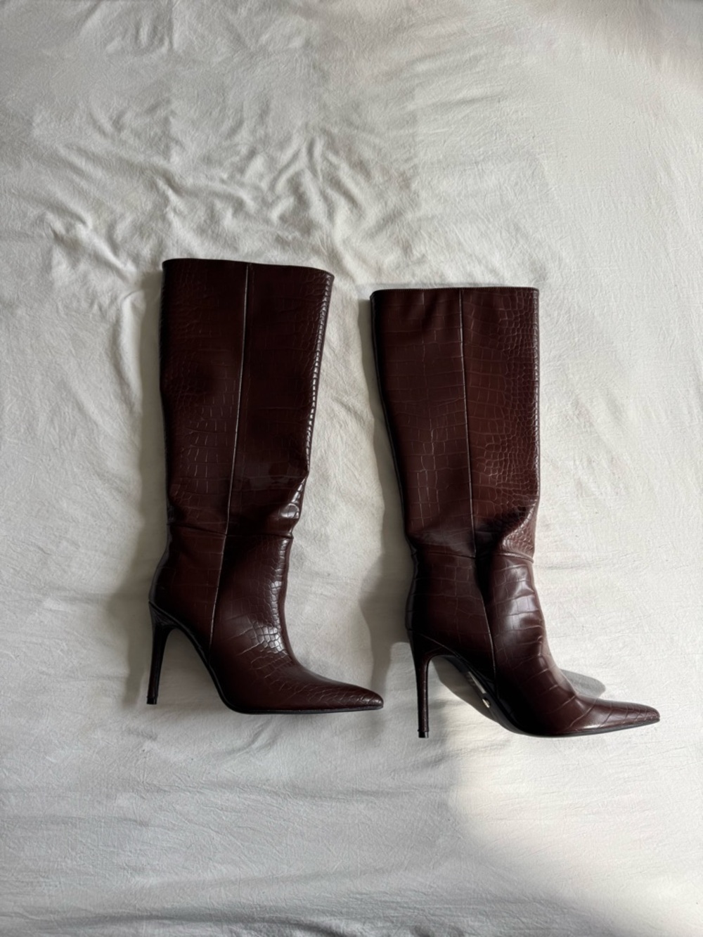 Motel Rocks Boots - Picture 2 of 3